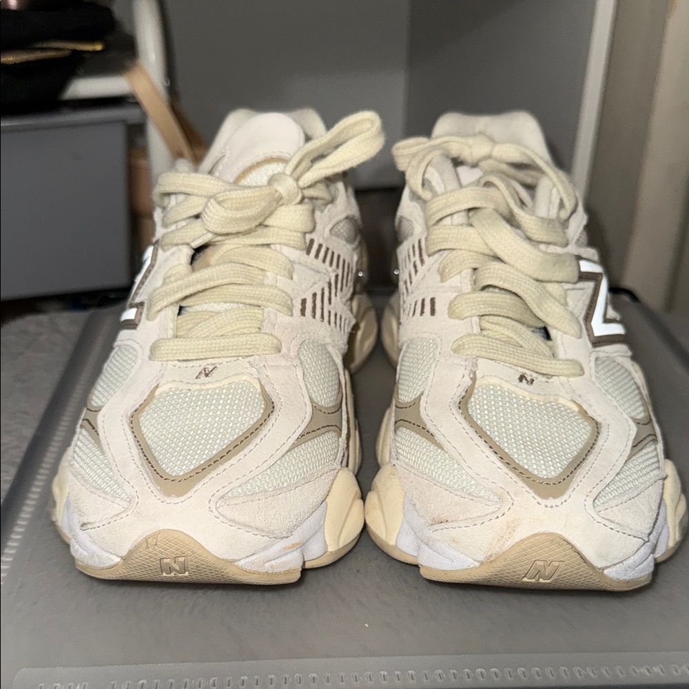 New balances 9060
